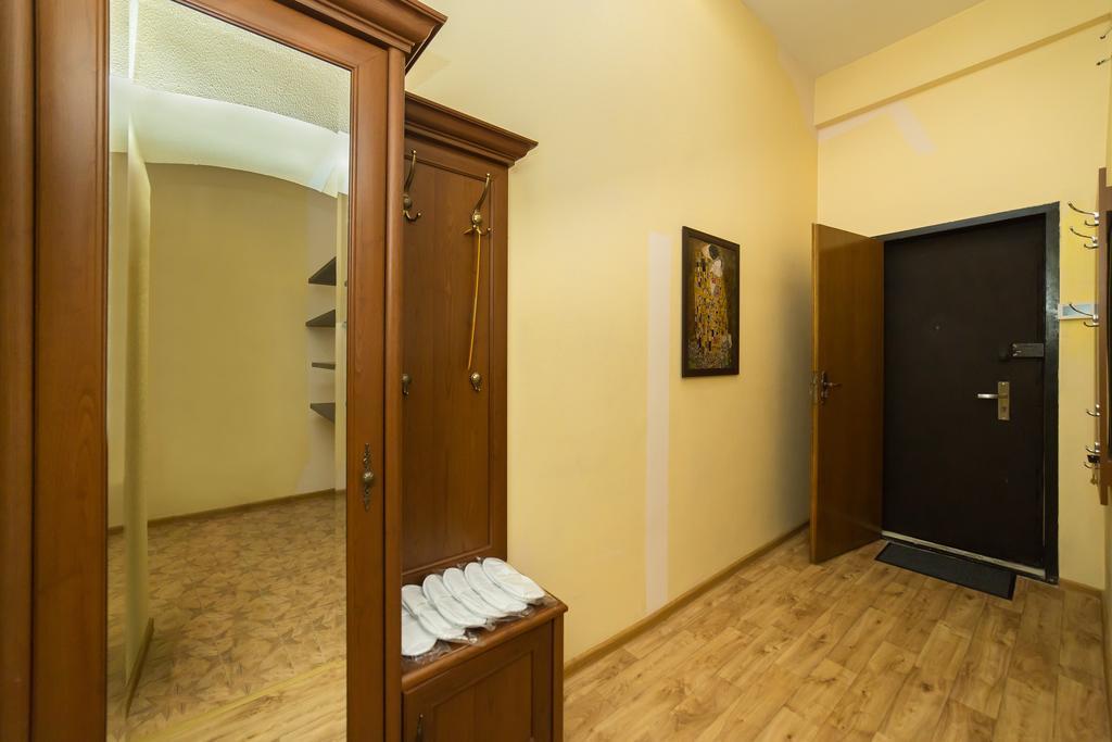 Cozy Apartment In Centre Of Kiev Bagian luar foto