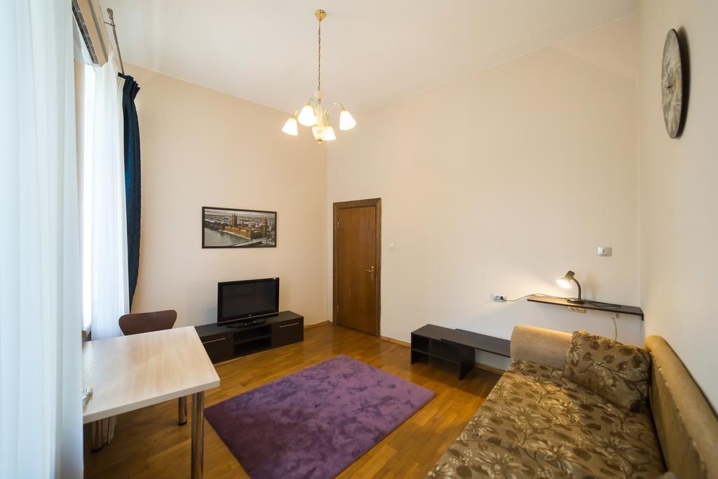 Cozy Apartment In Centre Of Kiev Bagian luar foto